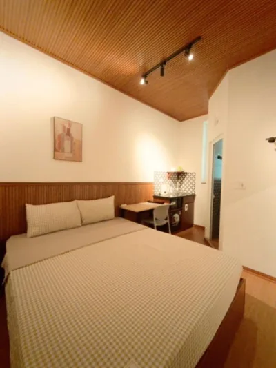Double Room with Private Bathroom — La Casa Di Dicembre 118 Khương Đình